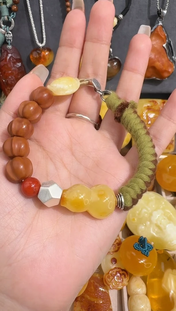 裸石琥珀未镶嵌蒲*琥珀