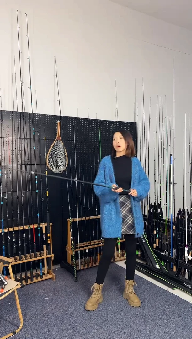 2.7m碳素伶俐虫绿色2.7米直柄（瑕疵尾货竿，没有售后，介意勿拍）