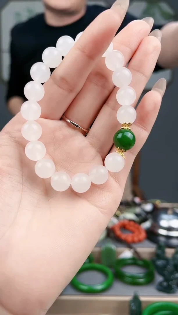 【闪购商品】和田玉颈饰未镶嵌AA多样性发货 拍一发一