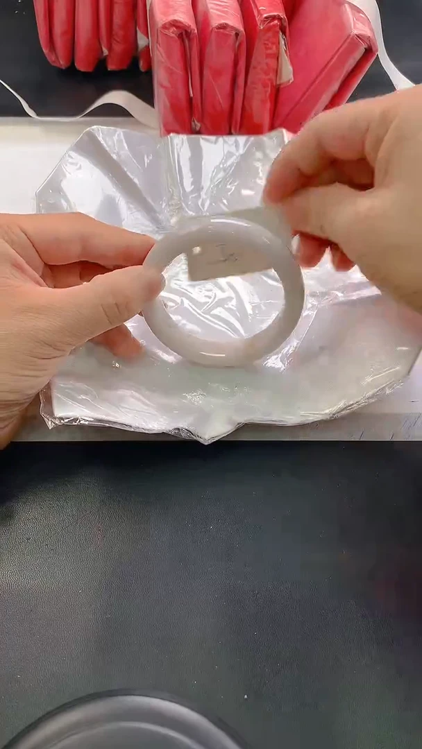未镶嵌手镯翡翠96