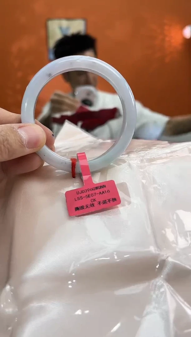 未镶嵌手镯翡翠翡翠手镯