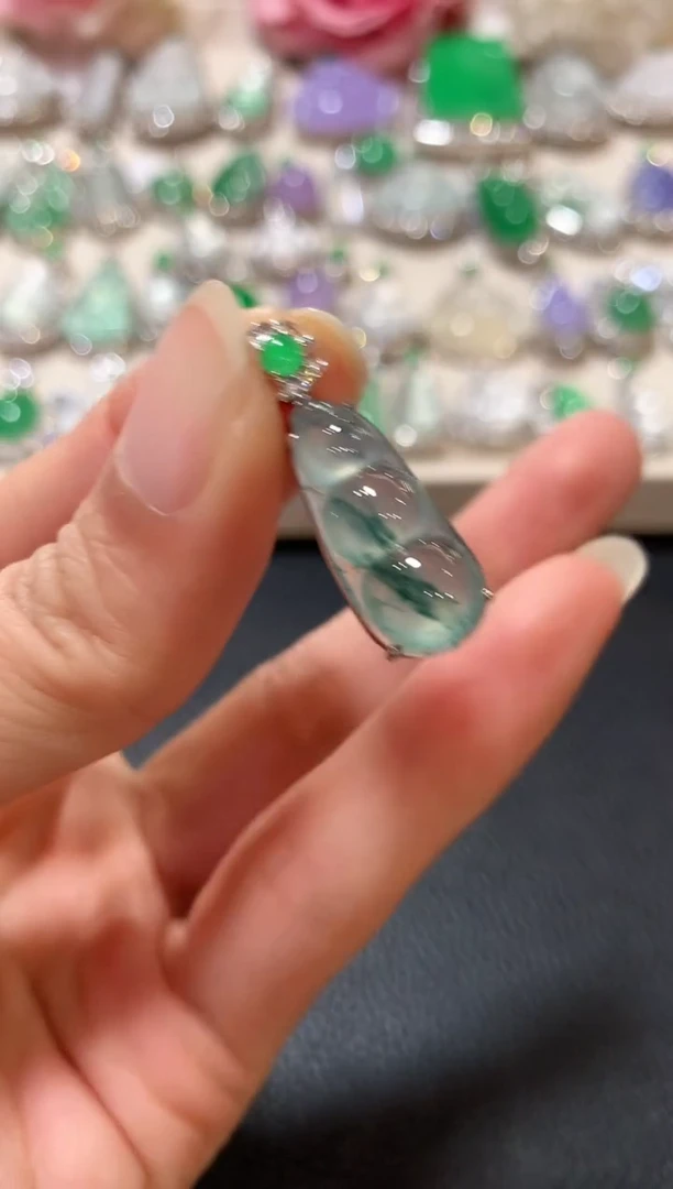 吊坠(不含链)18K金镶嵌翡翠z47