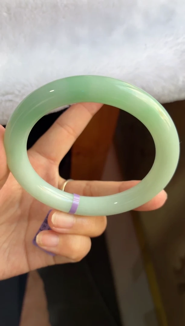 未镶嵌手镯翡翠（巨巨巨推荐）只能胶果阳绿圆条28号