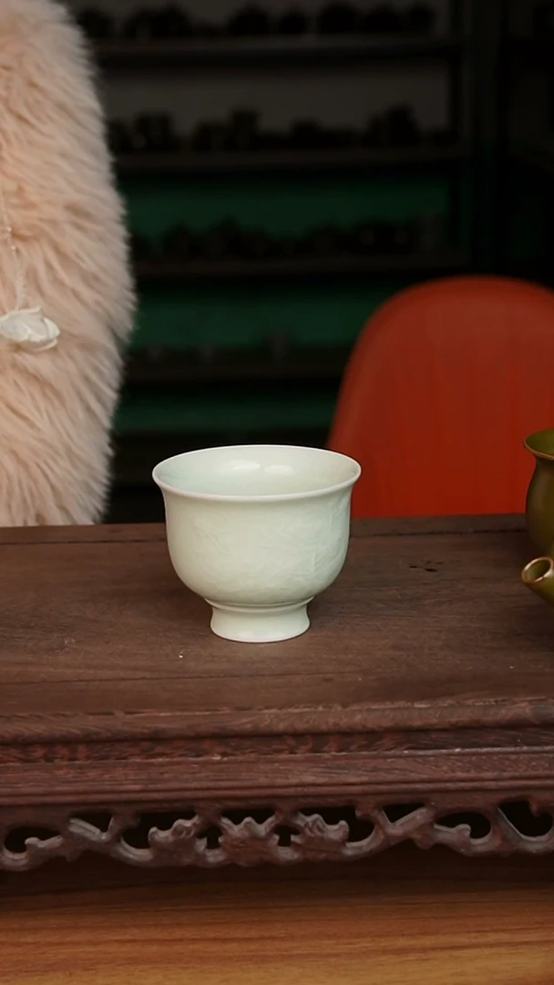 杯玉青高足马蹄杯一级