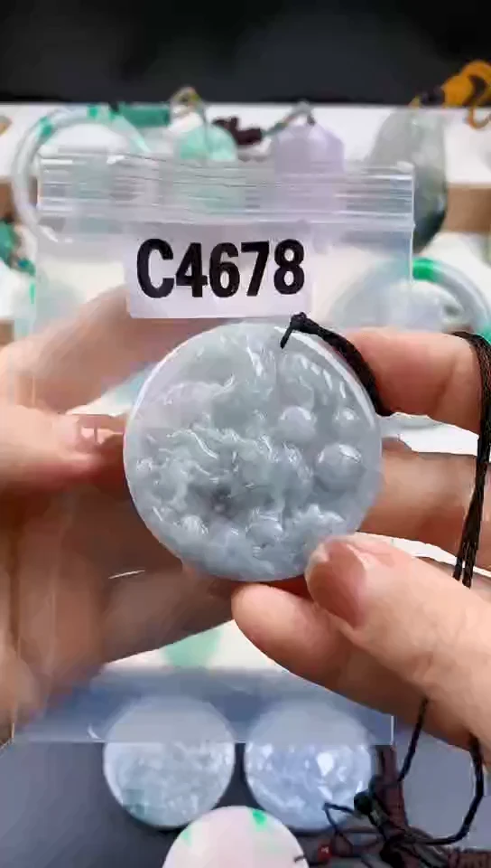颈饰未镶嵌翡翠天然翡翠吊坠挂件