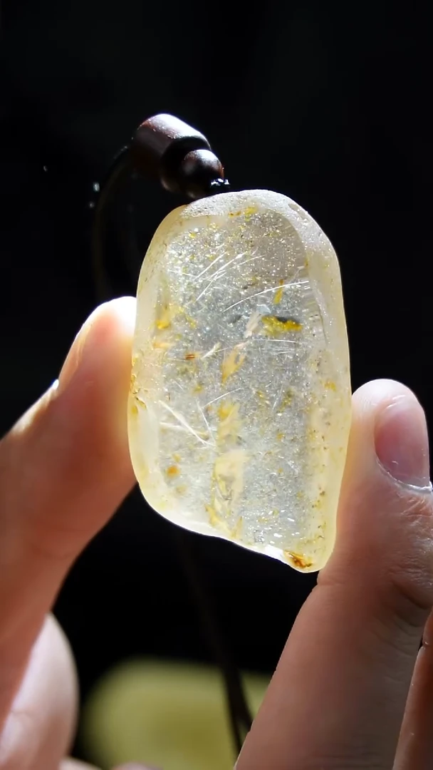 吊坠(赠链)未镶嵌水晶水晶