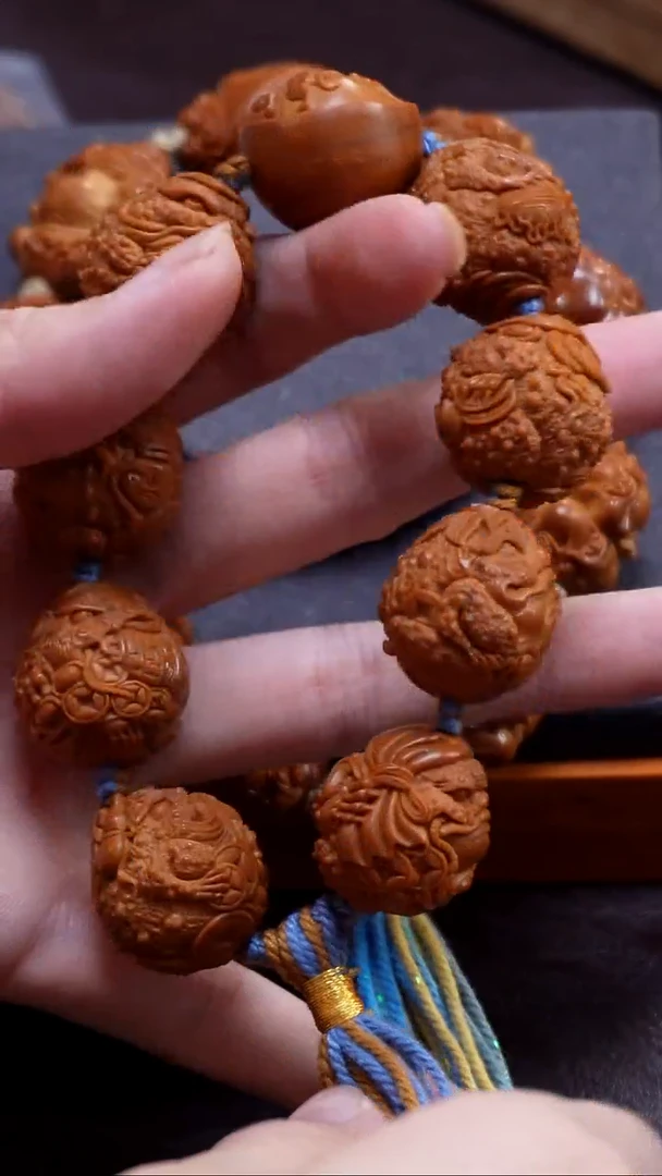 手串/手链橄榄核金蟾