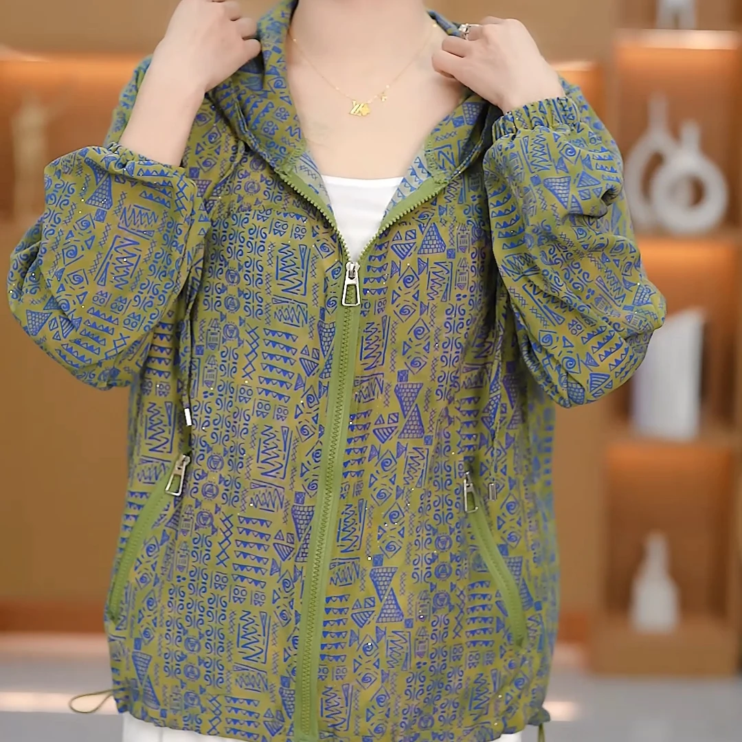 中老年妈妈夏季薄款防晒衣2025新款宽松休闲拉链开衫连帽女装外套