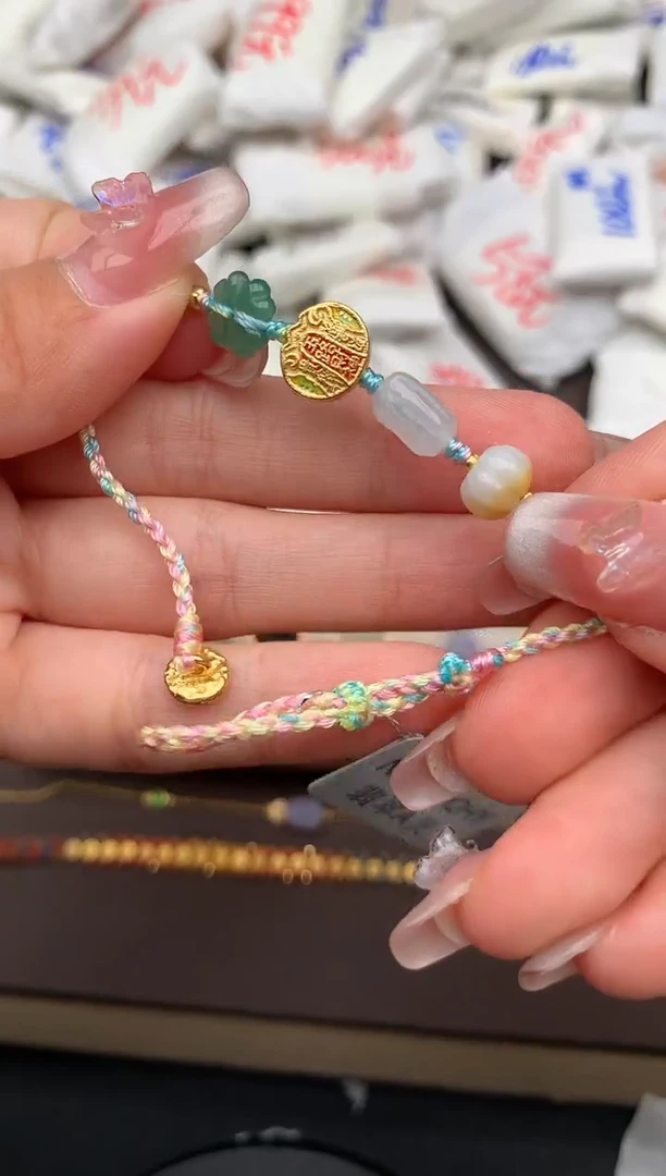 翡翠挂件未镶嵌一