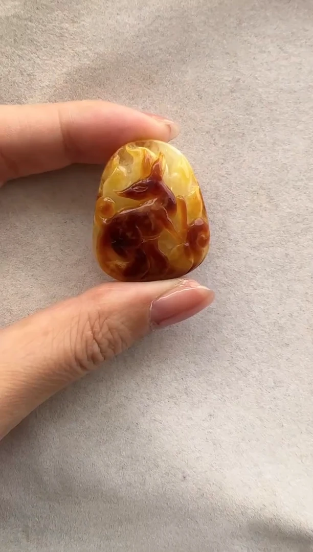 【闪购商品】琥珀裸石未镶嵌10204179-吊坠