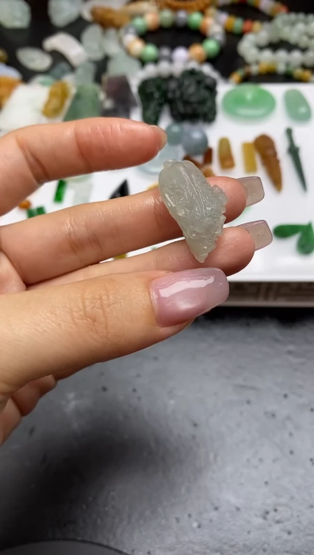 【闪购商品】定制翡翠未镶嵌翡翠毛货~