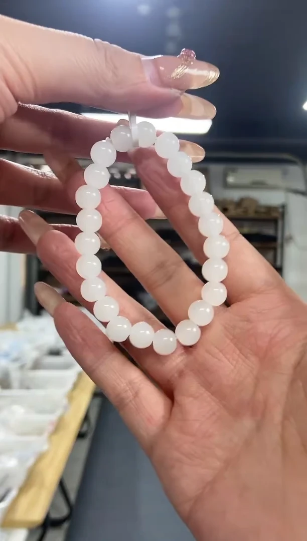 【闪购商品】玛瑙/玉髓手串未镶嵌多样性发其一颜色微差