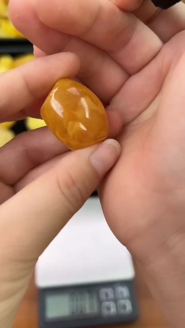 未镶嵌蜜蜡裸石琥珀蜜蜡吊坠
