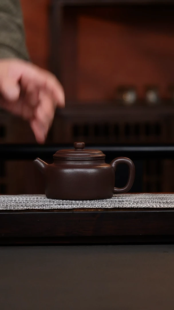 茶壶紫砂紫玉金砂德钟