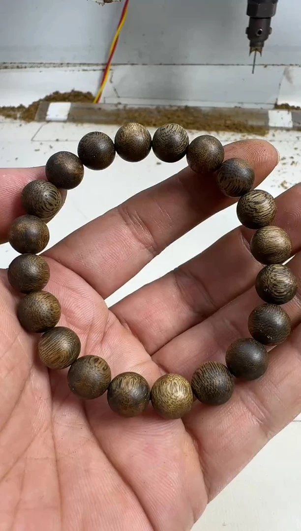 沉香手串1.0规格单圈9克