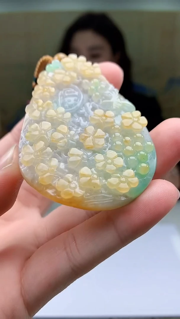 【闪购商品】定制翡翠未镶嵌4829bb-毛货挂件104