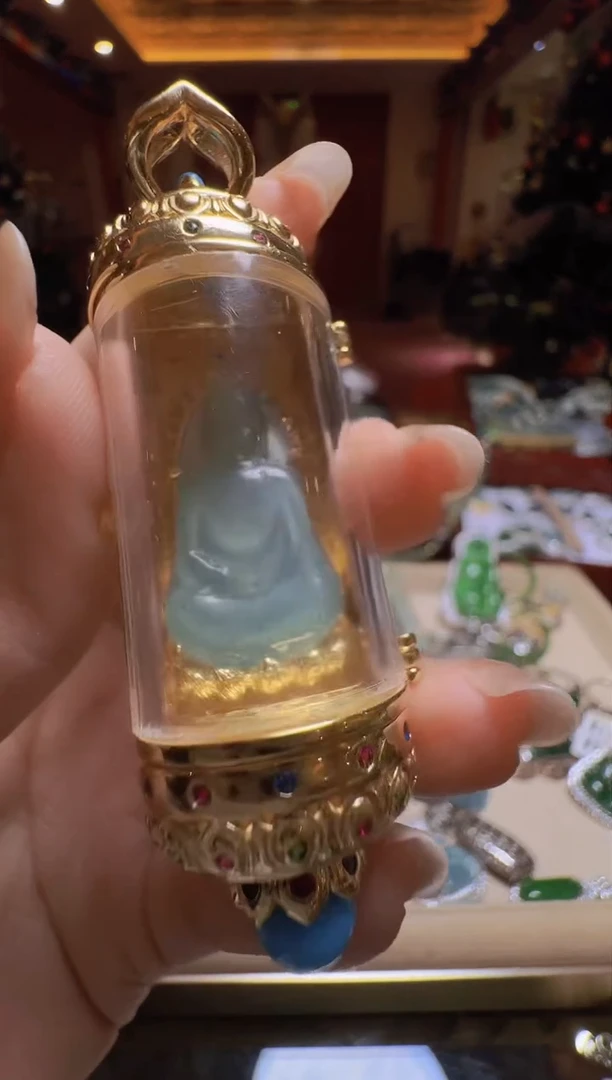 【闪购商品】翡翠吊坠(不含链)未镶嵌翡翠