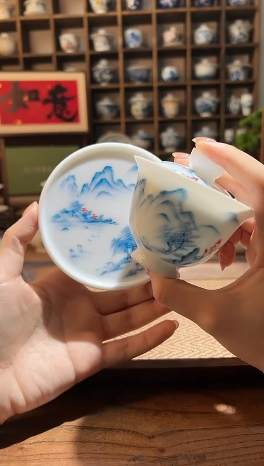 【闪购商品】手绘山水小盖碗+送盖置