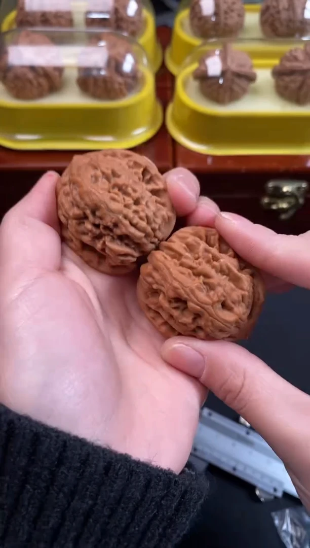 把件文玩核桃鸡心39尺N124