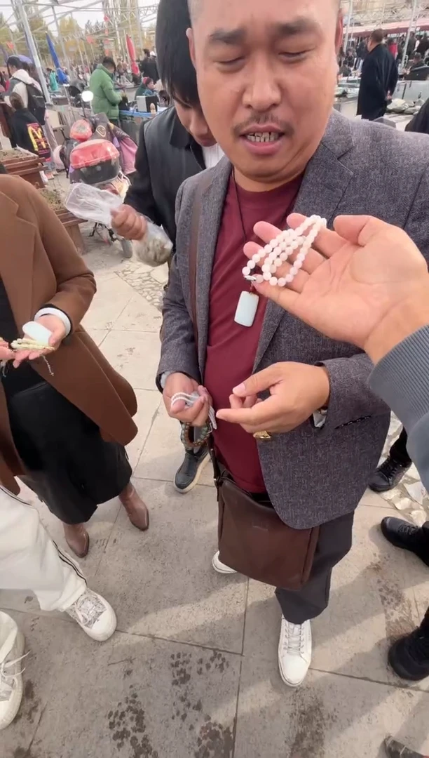 未镶嵌和田玉挂件和田玉