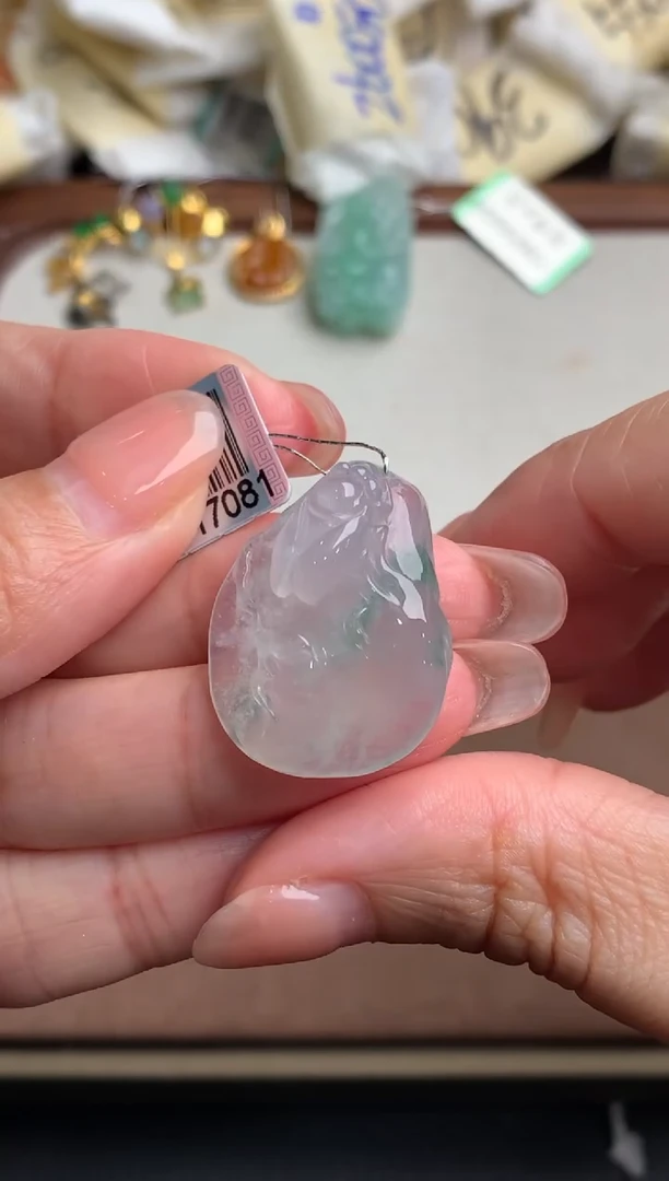 未镶嵌挂件翡翠一