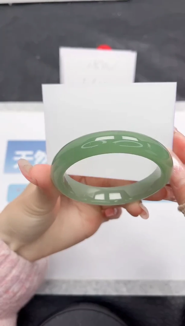 【闪购商品】石英质玉手镯未镶嵌L138-56.6