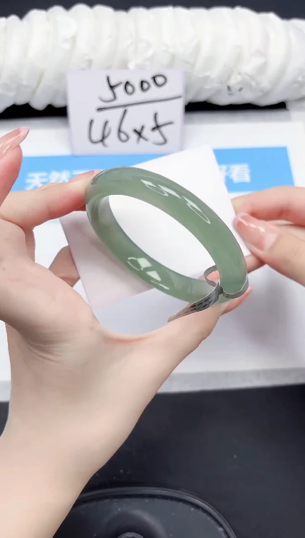 未镶嵌手镯石英质玉46-56