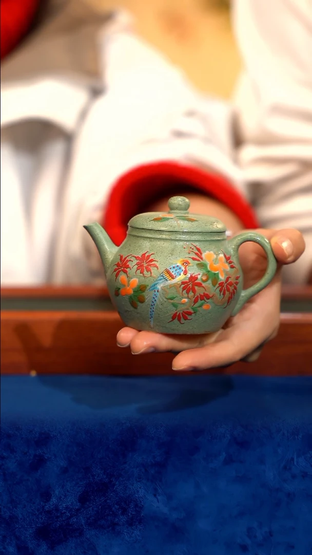 宜兴紫砂 紫砂茶壶 LJY