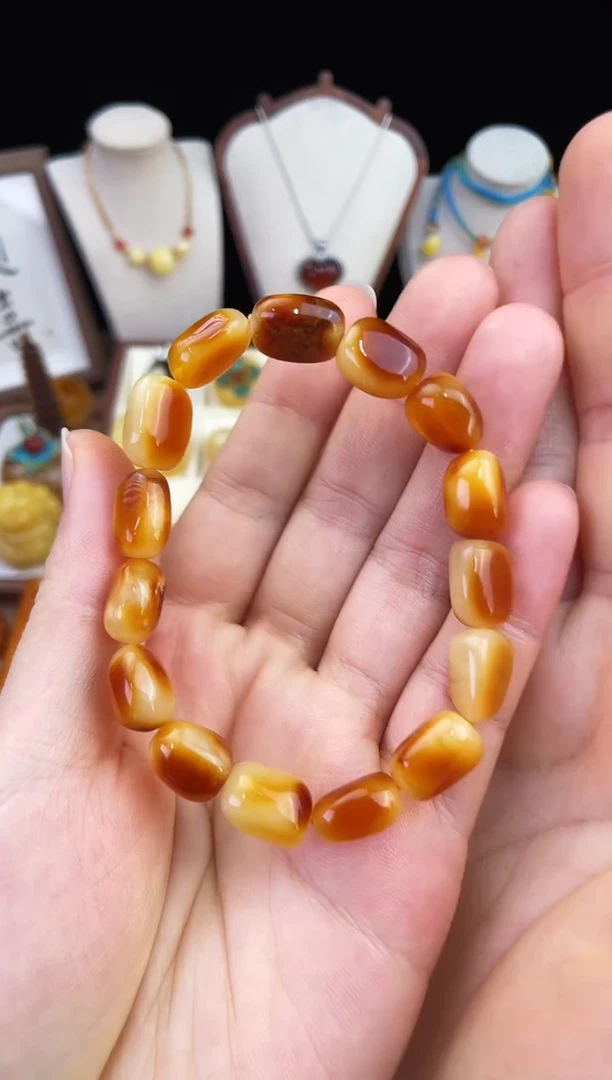 琥珀未镶嵌珠宝奇石柒月