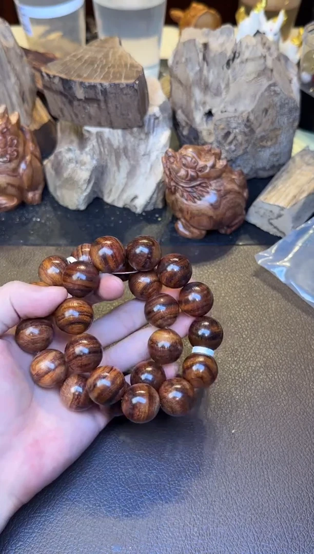 木黄花梨2.0虎皮纹单圈多样性发其一