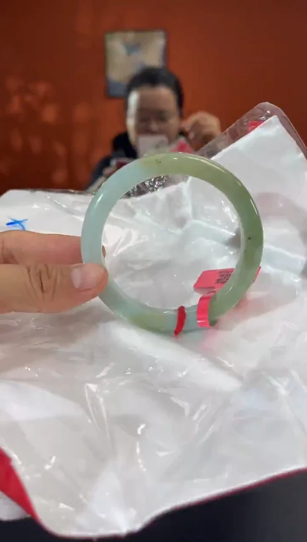 未镶嵌手镯翡翠7 58