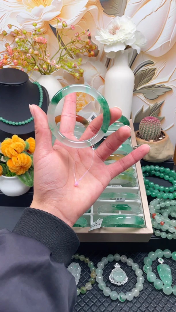 未镶嵌手镯石英质玉天然非洲翠535455