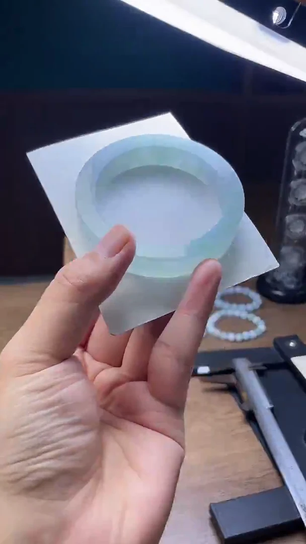 未镶嵌手镯定制翡翠枫*定制