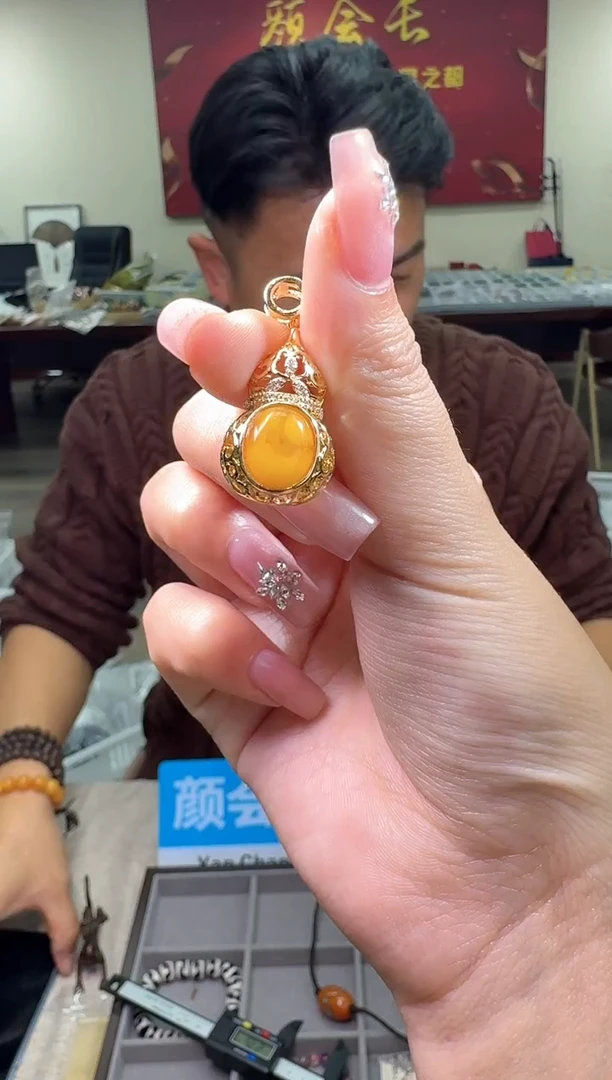 【闪购商品】蜜蜡颈饰未镶嵌多样性发一件 283