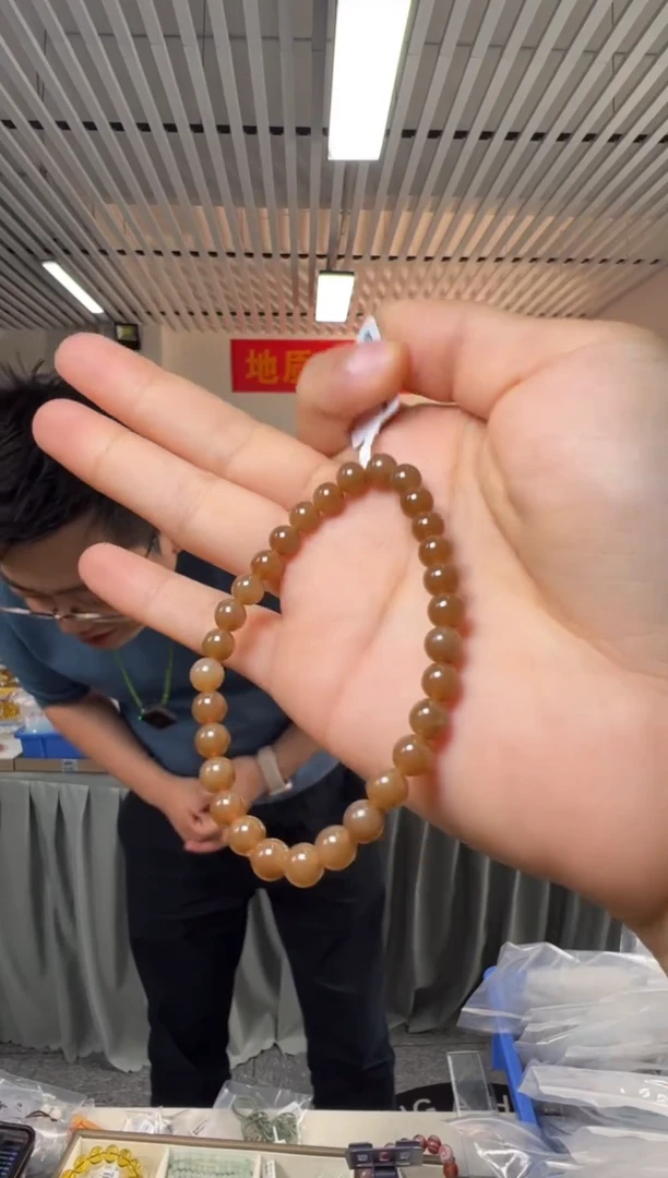 【闪购商品】和田玉手串未镶嵌约6mm和田玉糖料圆珠单圈手串