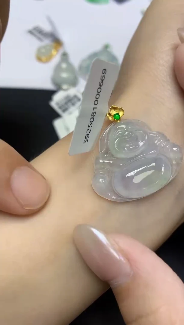 颈饰18K金镶嵌翡翠天然缅甸翡翠A货百元以上9元证书费自理