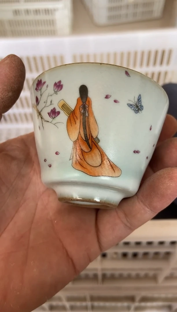 无运费险有瑕疵的摄影的产品有使用过的痕迹有点脏介意勿拍