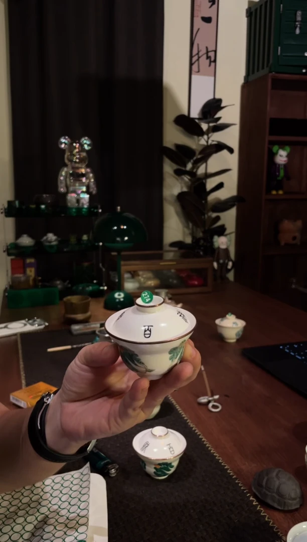 包双铜白菜葫芦盖碗..274