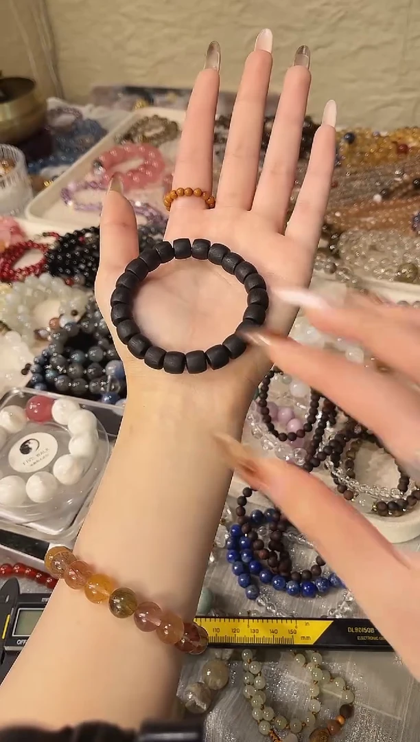 水晶摆件未镶嵌 孤品 直切降真香