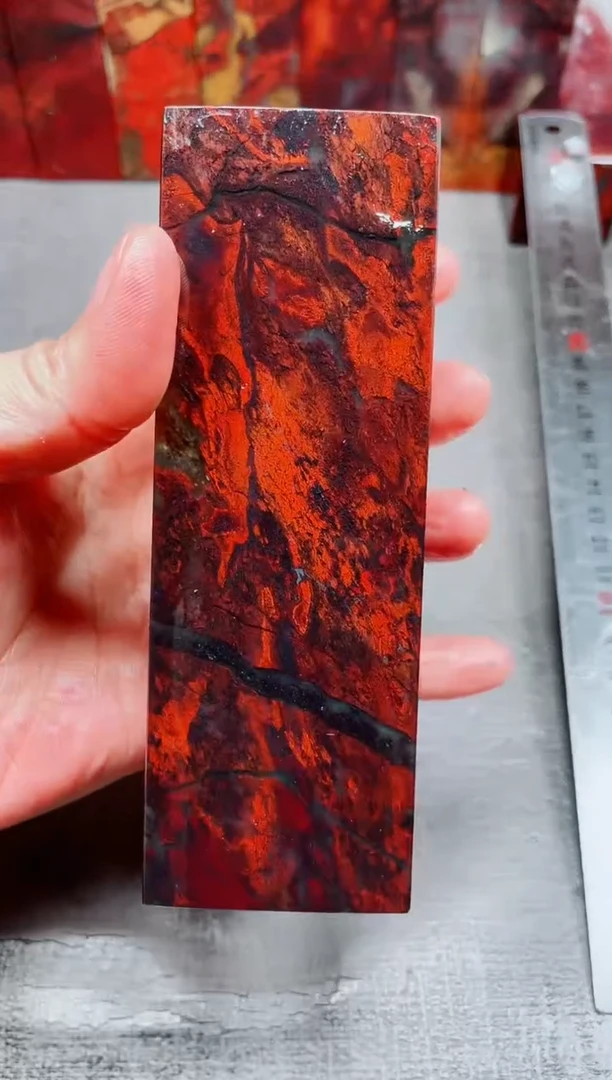 玉桂林鸡血玉素章4.2艳血红20
