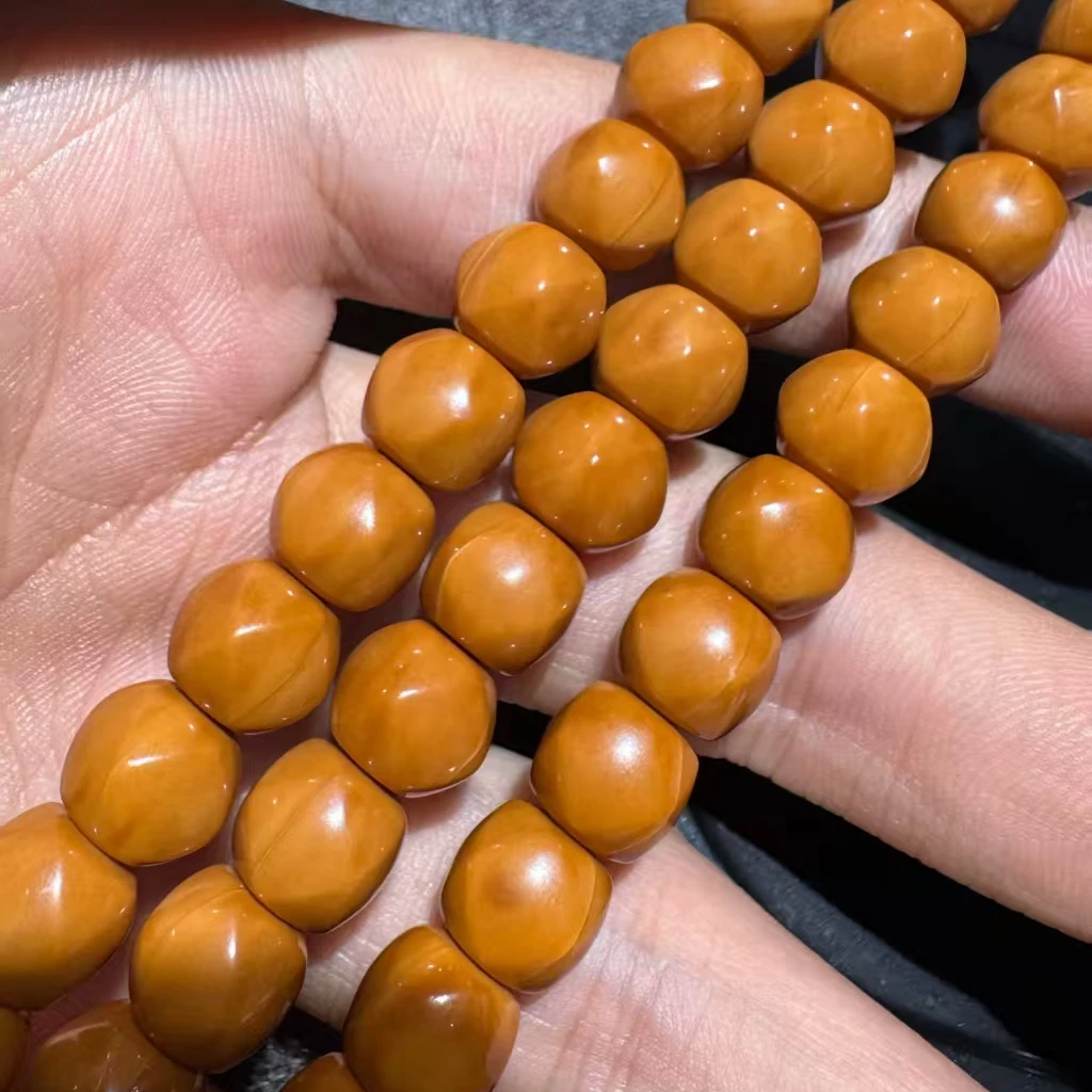 全品猴头核桃“糖八棱”精工文玩把件