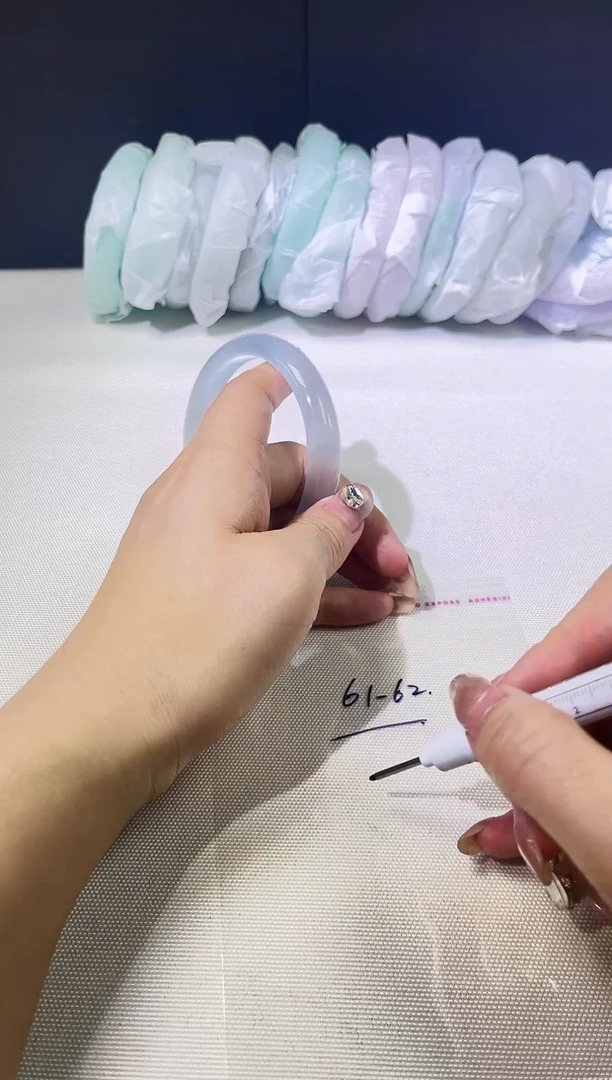 无非金属时尚气质百搭女款手镯手链