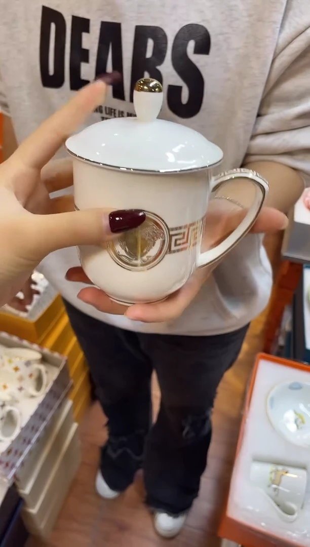 杯鸿辉家品牌瓷器，京东包邮！