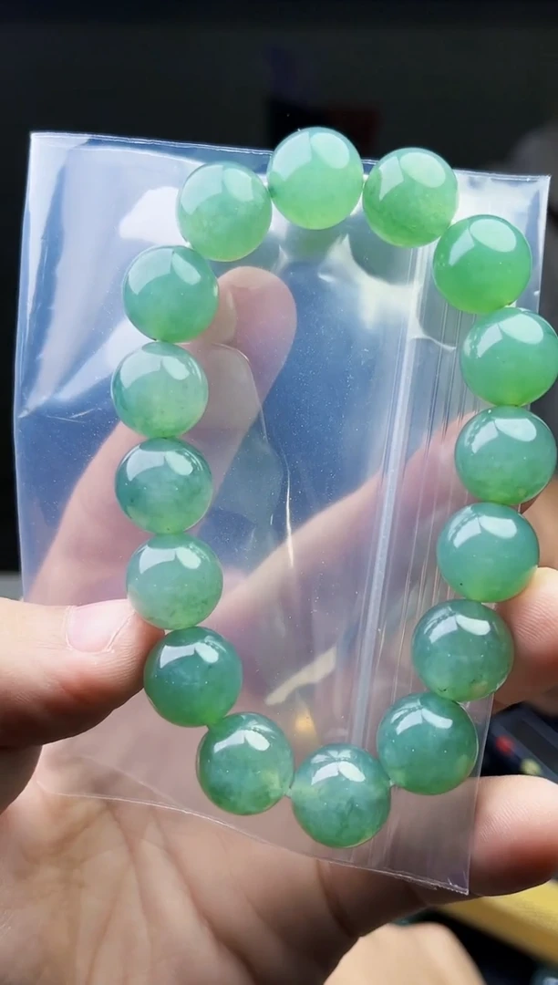 【闪购商品】定制翡翠未镶嵌毛货需精细抛光拍一发一