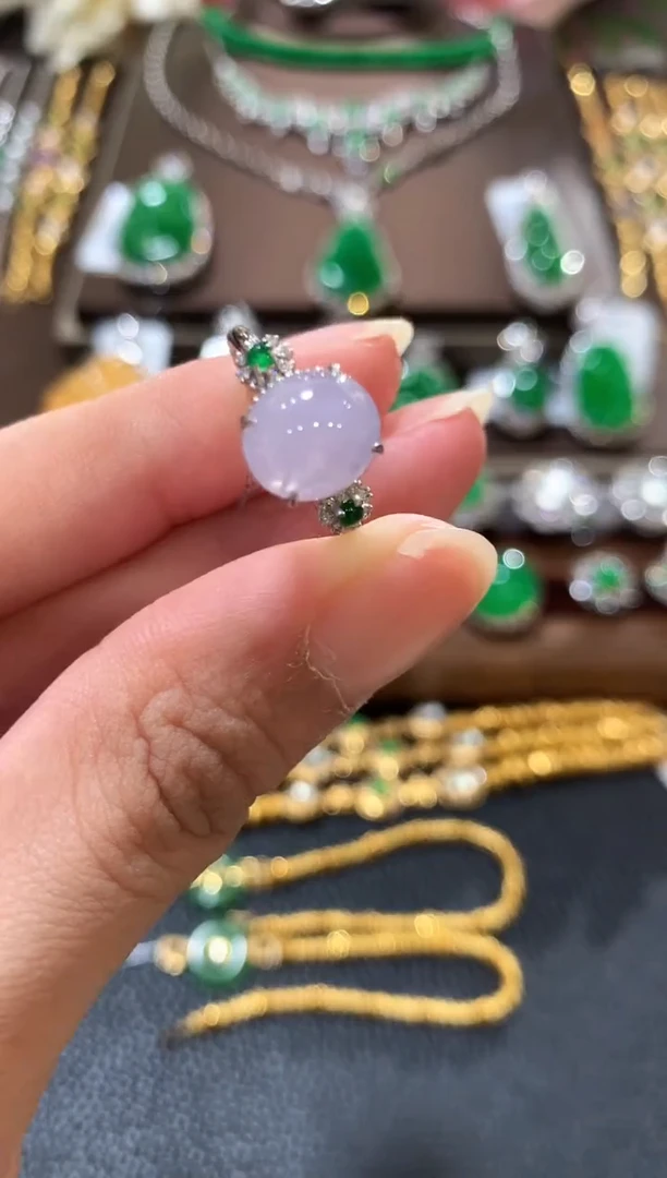 18K金镶嵌戒指翡翠z9紫色有色差多样性一件发货