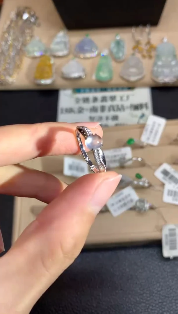 【闪购商品】翡翠戒指18K金镶嵌蛋面【无服务费】