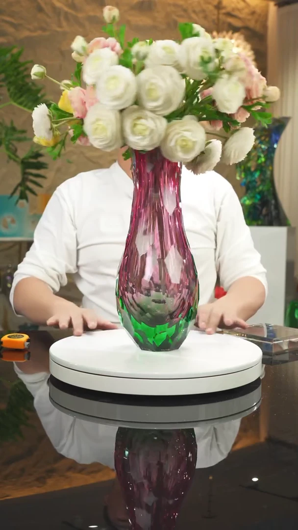 【闪购商品】摆件福利金红绿凹切面花瓶