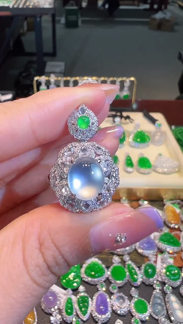 【闪购商品】翡翠戒指18K金镶嵌两用款