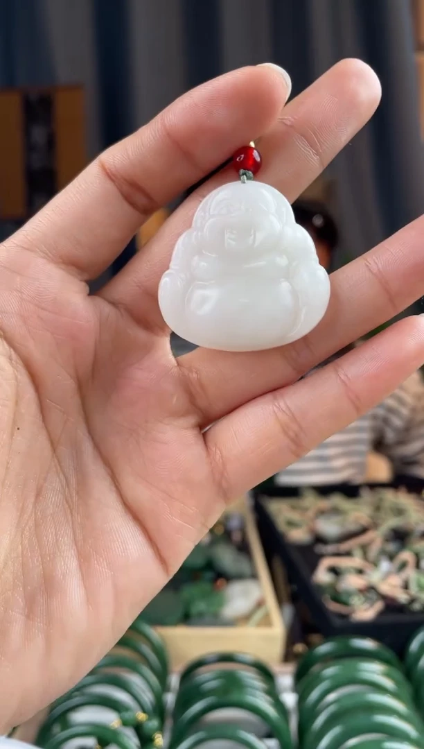 颈饰未镶嵌和田玉拍一发一，多样性发货