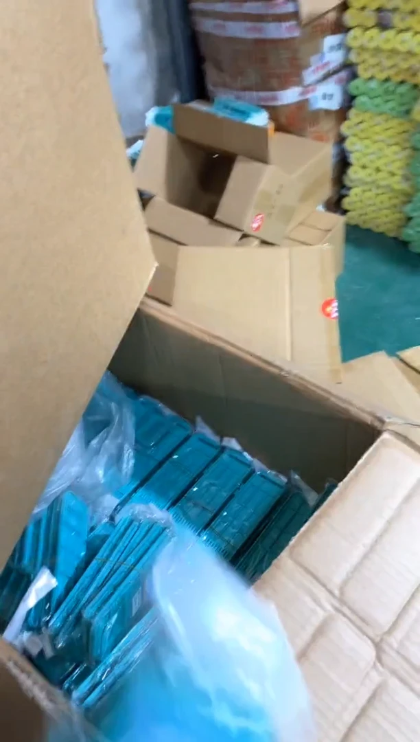 秋田狐绿钻到手5盒共100副4+5